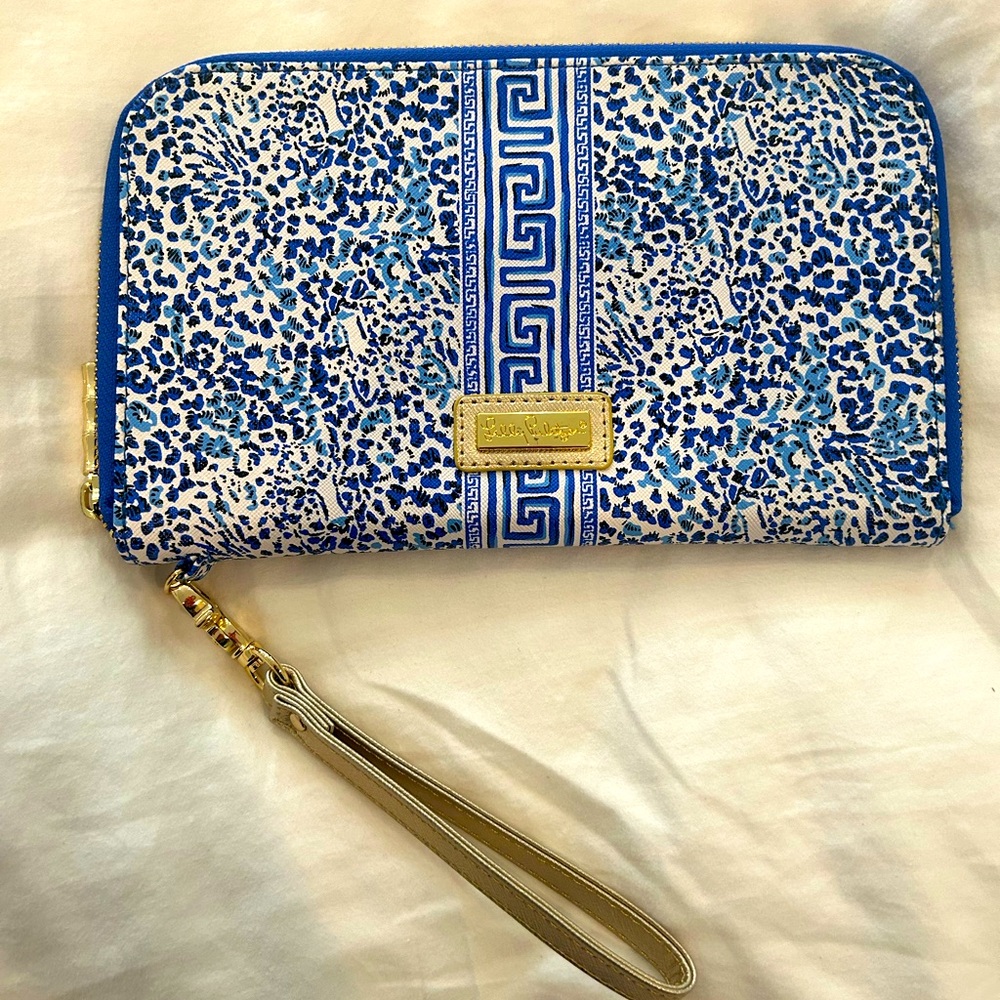 Lilly Pulitzer Passport Wallet